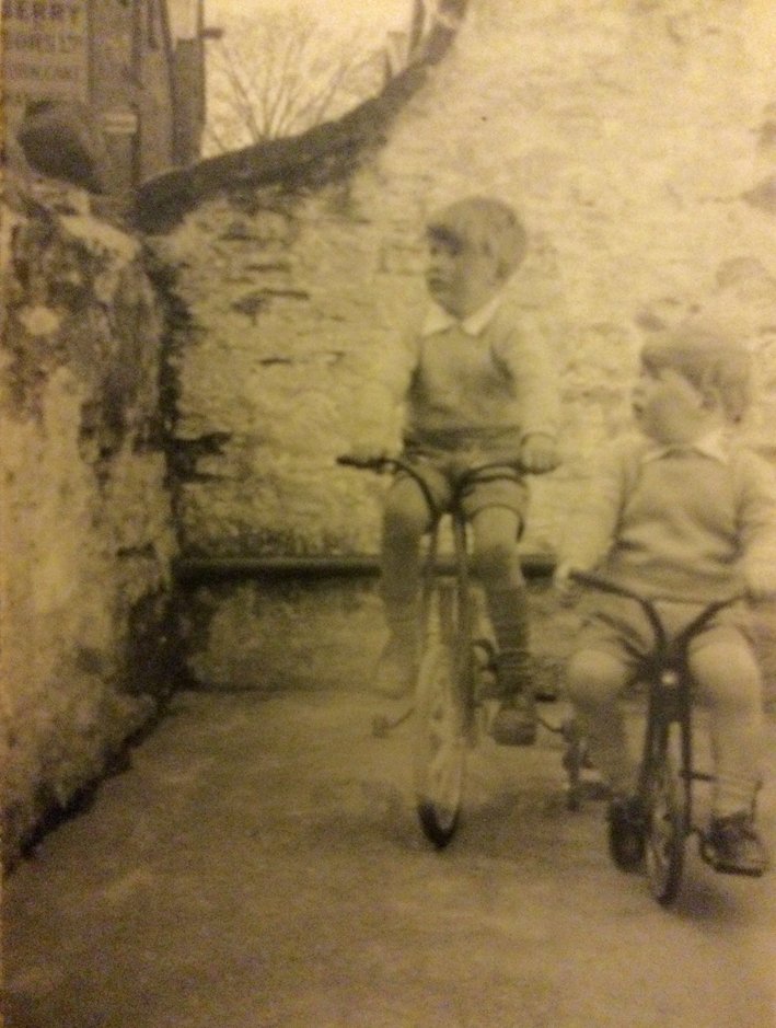 Living on Pilton Quay in the 1950s : 4 